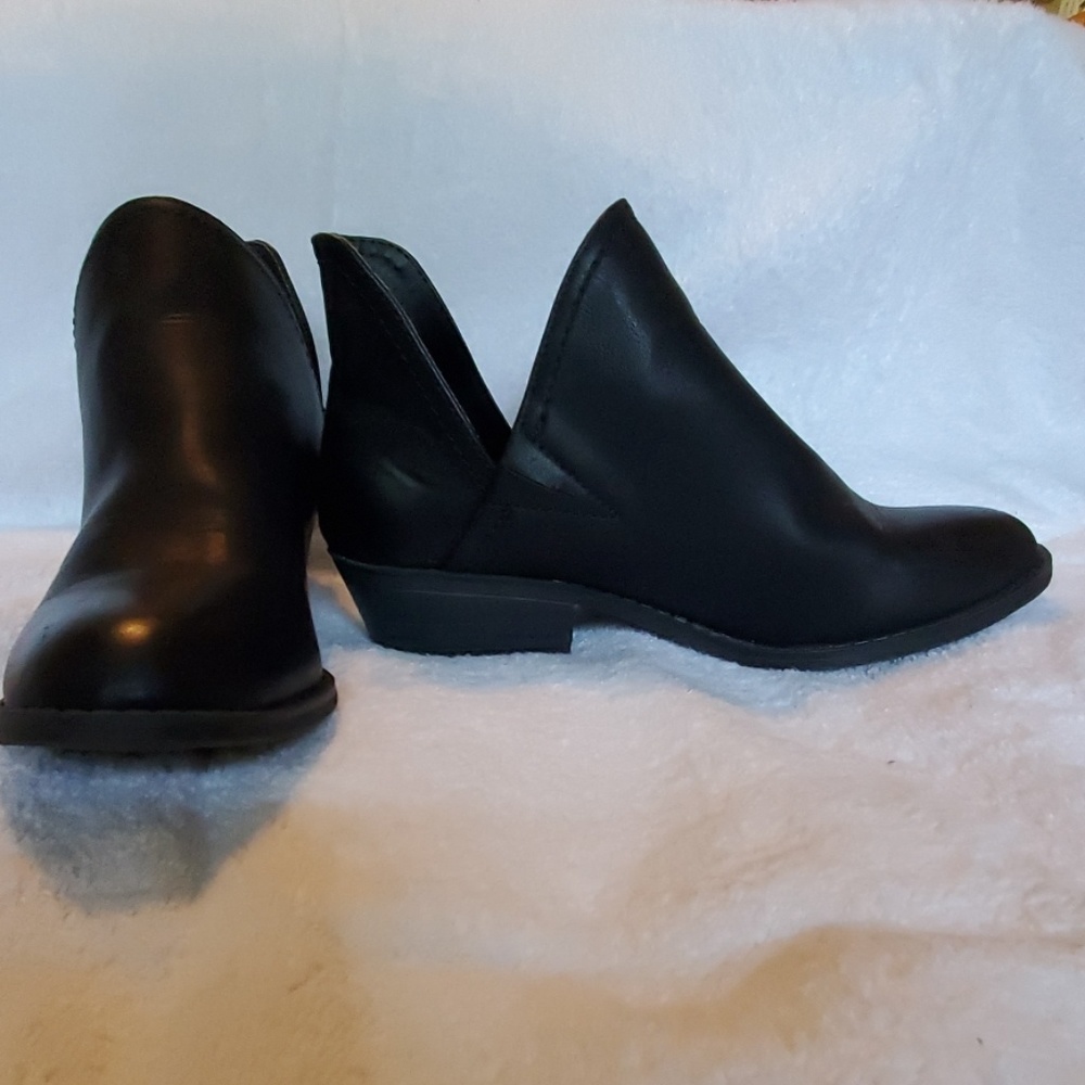 Black Booties